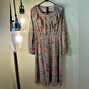 Feminine Ruffle dress